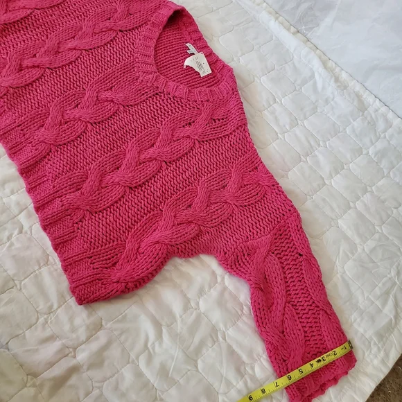 Sweater - Picture 7 of 11